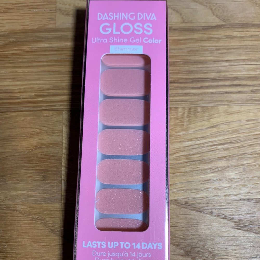 Dashing Diva Gel Nail Strips - Pink Dust